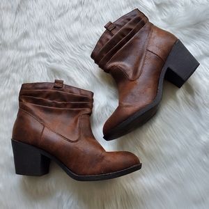 Arizona Jean Co Brown Booties